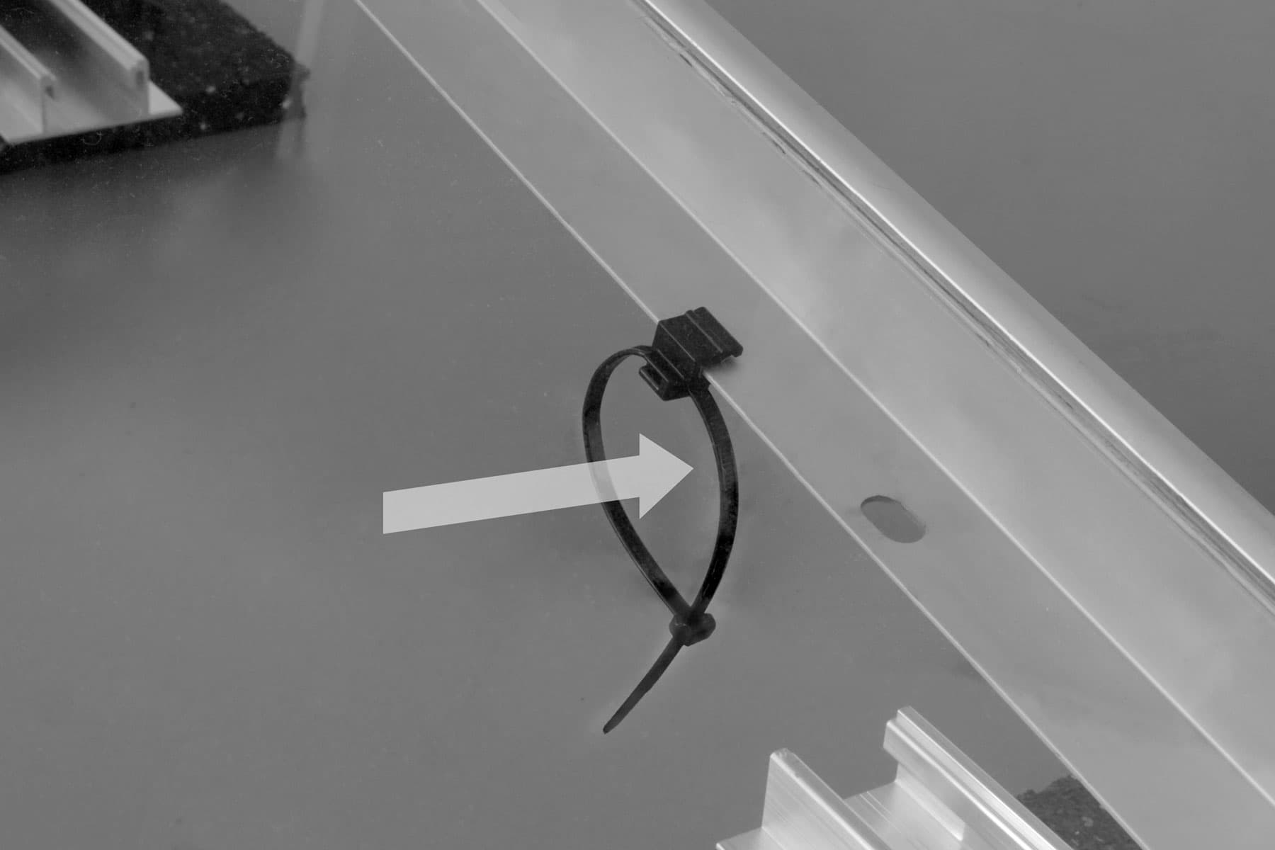 K2 Systems - Cable Manager PA66W — Kabelbinder mit Steckbefestigung (2002870)